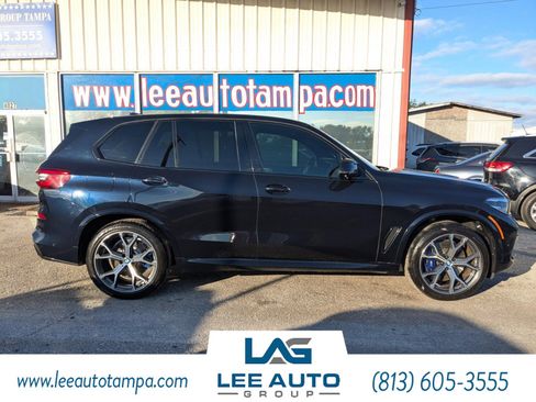 Used 2020 BMW X5 M50i w/ Premium Package image 2
