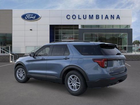 New 2026 Ford Explorer Active AWD/4WD image 4