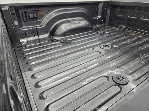 Used 2022 RAM 2500 Big Horn w/ Night Edition image 5