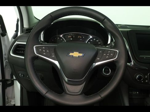 Used 2024 Chevrolet Equinox LT AWD/4WD image 47