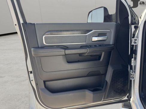Used 2019 RAM 2500 Big Horn AWD/4WD image 10