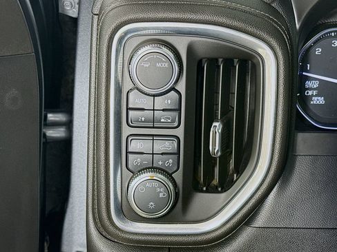 Used 2021 GMC Sierra 1500 Elevation w/ Preferred Package AWD/4WD image 12