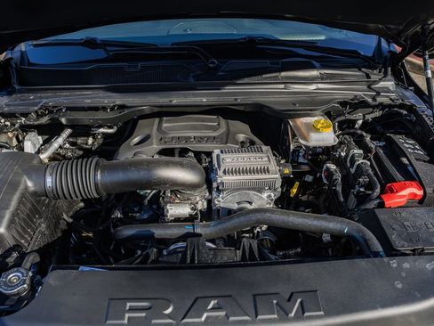 New 2026 RAM 1500 4x4 Crew Cab image 22