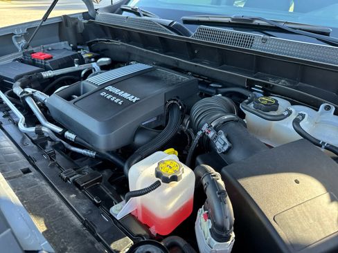 Used 2025 Chevrolet Silverado 1500 RST w/ Convenience Package II image 12