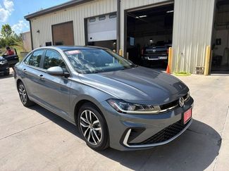 Used 2025 Volkswagen Jetta SE FWD 360° Tour