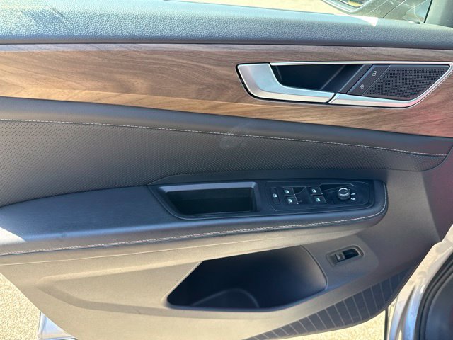 Used 2025 Volkswagen Atlas SE FWD image 27