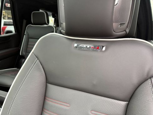 New 2026 GMC Yukon AT4 Ultimate w/ LPO, Illumination Package image 15