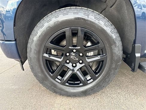 Used 2022 Chevrolet Silverado 1500 RST image 10