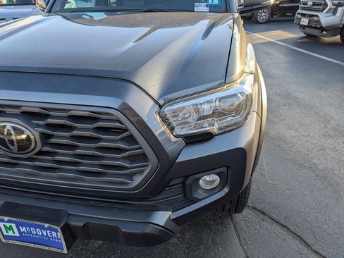 Certified 2020 Toyota Tacoma TRD Off-Road image 13
