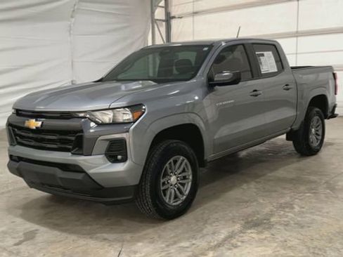 Used 2024 Chevrolet Colorado LT w/ LT Convenience Package II RWD image 8
