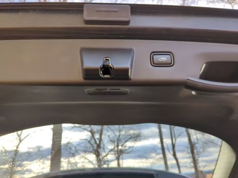 Used 2022 Hyundai Tucson Limited w/ Cargo Package image 20