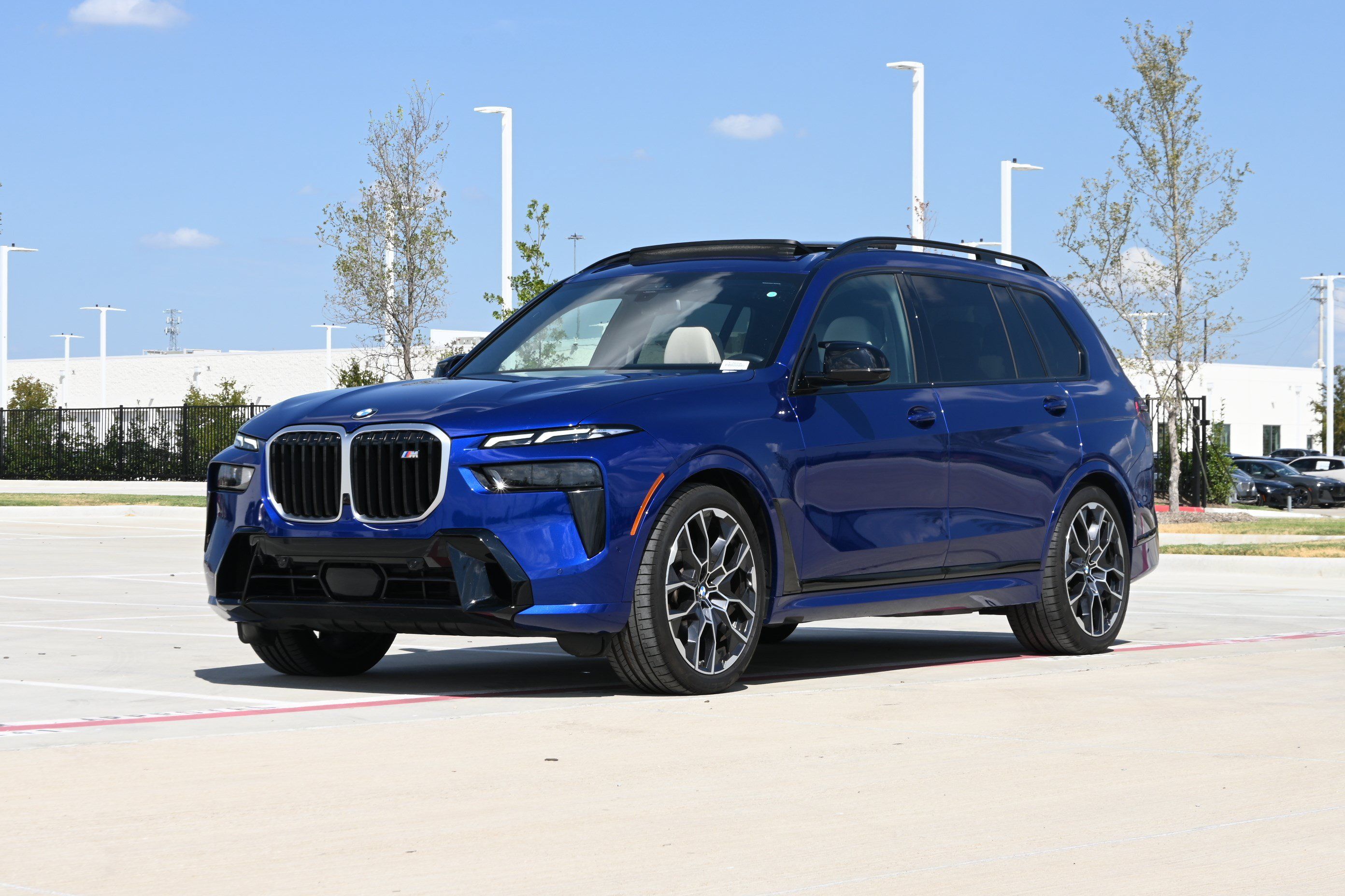 Certified 2026 BMW X7 M60i AWD/4WD image 5