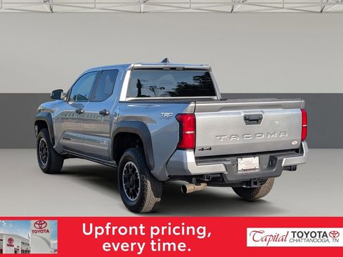 Used 2024 Toyota Tacoma TRD Off-Road AWD/4WD image 5