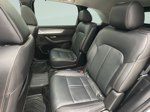 Used 2024 MAZDA CX-90 Plug-In Hybrid w/ Premium Pkg AWD/4WD image 10