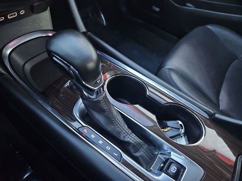 Used 2024 Chevrolet Malibu LT image 31