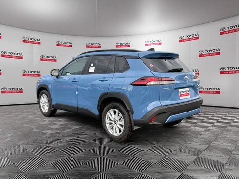 New 2026 Toyota Corolla Cross LE AWD/4WD image 7