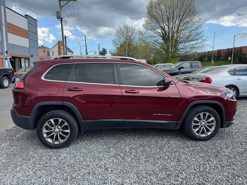 Used 2020 Jeep Cherokee Latitude Plus image 4