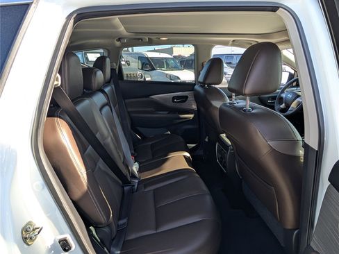 Used 2017 Nissan Murano Platinum w/ Platinum Technology Package image 12