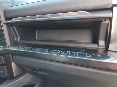 Used 2024 Ford F250 Lariat w/ Lariat Ultimate Package image 27