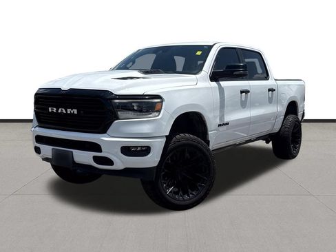 Used 2023 RAM 1500 Laramie AWD/4WD image 1