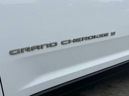 Used 2023 Jeep Grand Cherokee L Limited image 41
