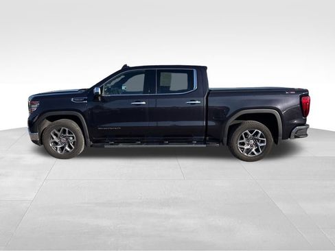 Used 2023 GMC Sierra 1500 SLT w/ SLT Premium Package image 3