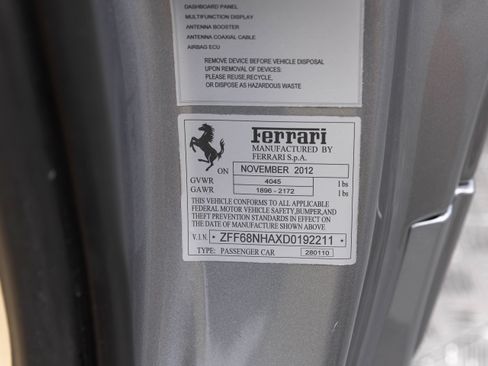 Used 2013 Ferrari 458 Spider RWD image 47