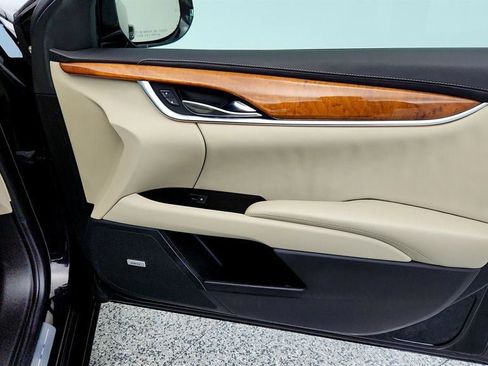 Used 2018 Cadillac XTS Luxury image 25