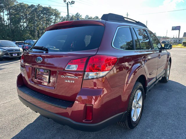 Used 2013 Subaru Outback 3.6R Limited w/ Moonroof Pkg AWD/4WD image 7