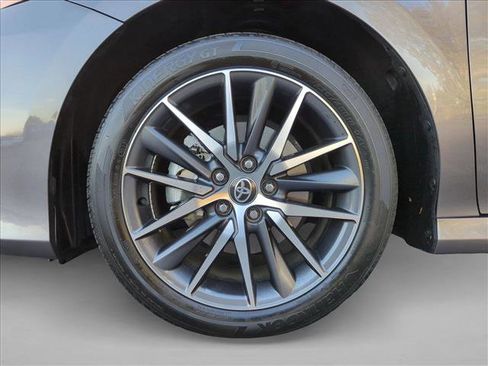 Used 2024 Toyota Camry XLE image 23