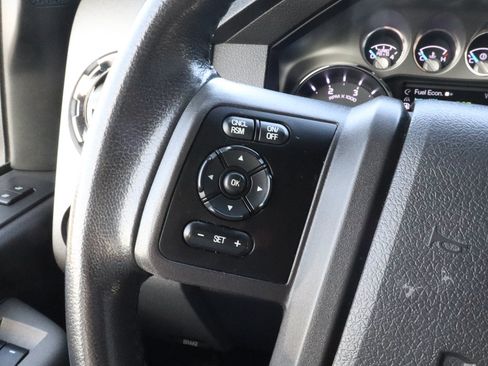 Used 2011 Ford F250 Lariat w/ Lariat Interior Pkg AWD/4WD image 31