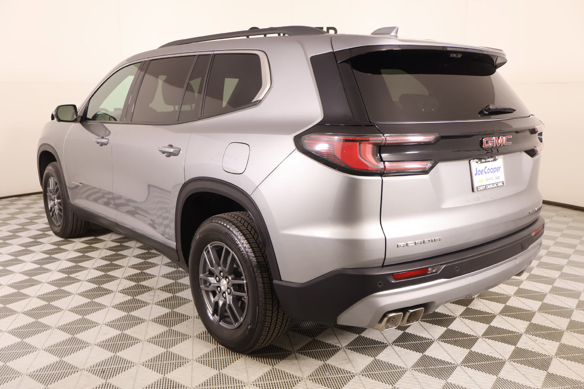 Used 2026 GMC Acadia Elevation FWD image 22