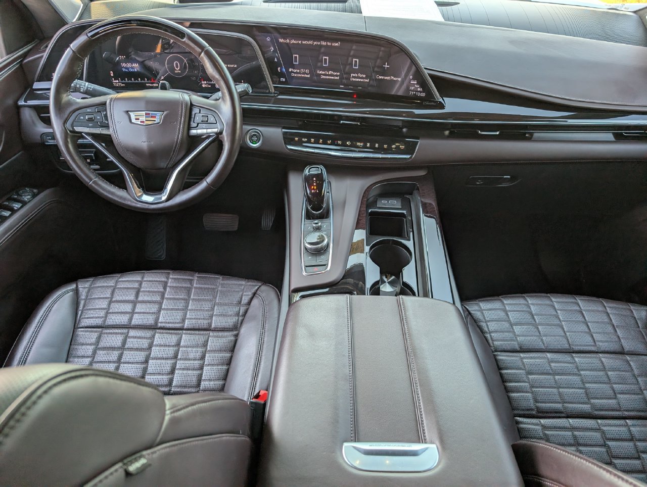 Used 2023 Cadillac Escalade Sport Platinum w/ LPO, Floor Liner Package AWD/4WD image 9