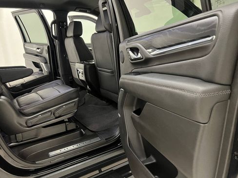 Used 2021 GMC Yukon XL Denali AWD/4WD image 75