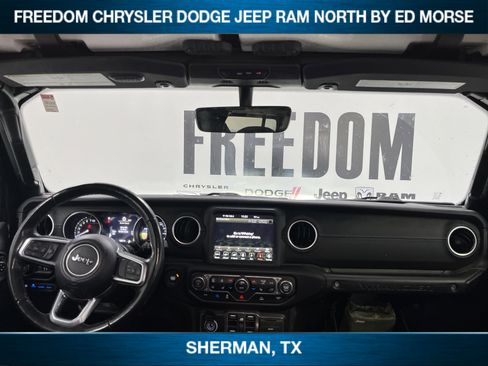 Used 2022 Jeep Wrangler Unlimited Rubicon 4xe w/ Cold Weather Group image 9