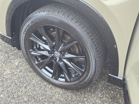 Certified 2024 MAZDA CX-5 Carbon Edition image 35