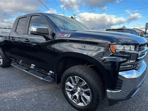 Used 2019 Chevrolet Silverado 1500 LT w/ All-Star Edition image 3