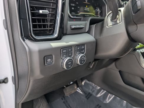 Certified 2025 GMC Sierra 2500 Denali w/ Denali Reserve Package AWD/4WD image 24