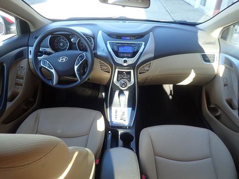 Used 2012 Hyundai Elantra GLS w/ Preferred Pkg 3 image 11