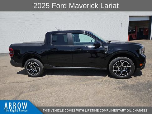 Used 2025 Ford Maverick Lariat w/ 4K Tow Package AWD/4WD image 14