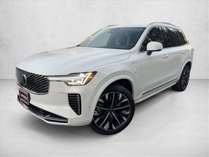 Used 2025 Volvo XC90 T8 Ultra w/ Protection Package Premier