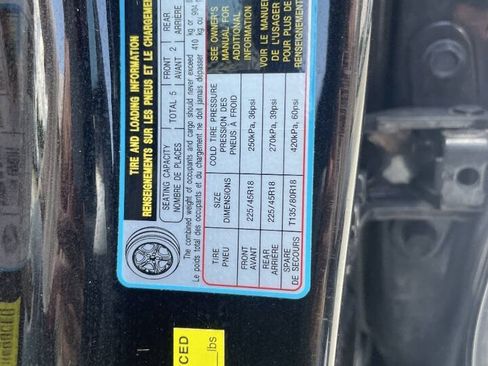 Used 2019 Genesis G70 2.0T Advanced RWD image 27