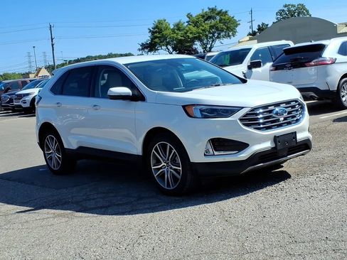 Used 2024 Ford Edge Titanium w/ Equipment Group 301A AWD/4WD image 7