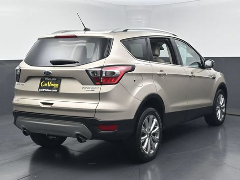 Used 2017 Ford Escape Titanium w/ Equipment Group 301A AWD/4WD image 9