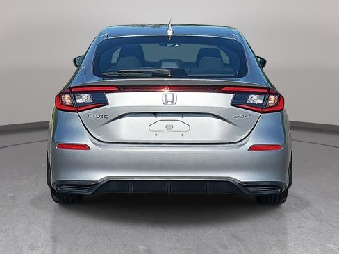 Used 2023 Honda Civic Sport image 7