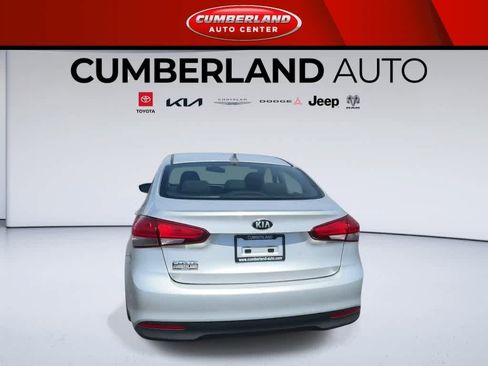 Used 2017 Kia Forte LX FWD image 7