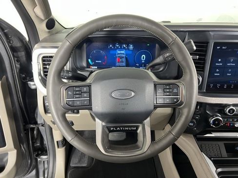Used 2025 Ford F350 Platinum w/ Platinum Plus Package image 15