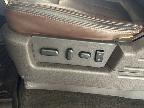 Used 2010 Ford F150 FX4 AWD/4WD image 23