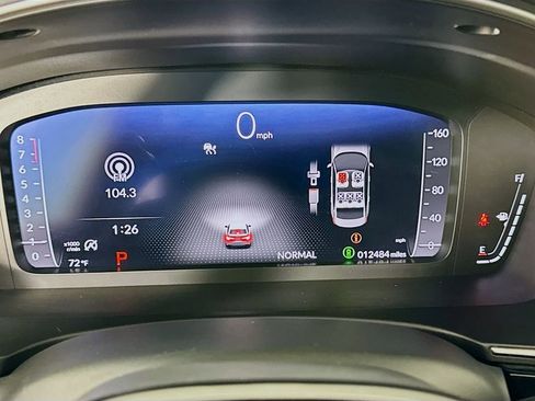 Certified 2024 Honda Civic Touring image 12