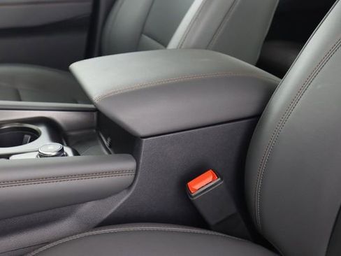 Certified 2025 Ford Explorer Active w/ Active Comfort Package image 58